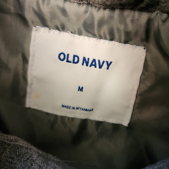 Preowned Old Navy, size‎ medium Quilted Vest - Picture 3 of 8